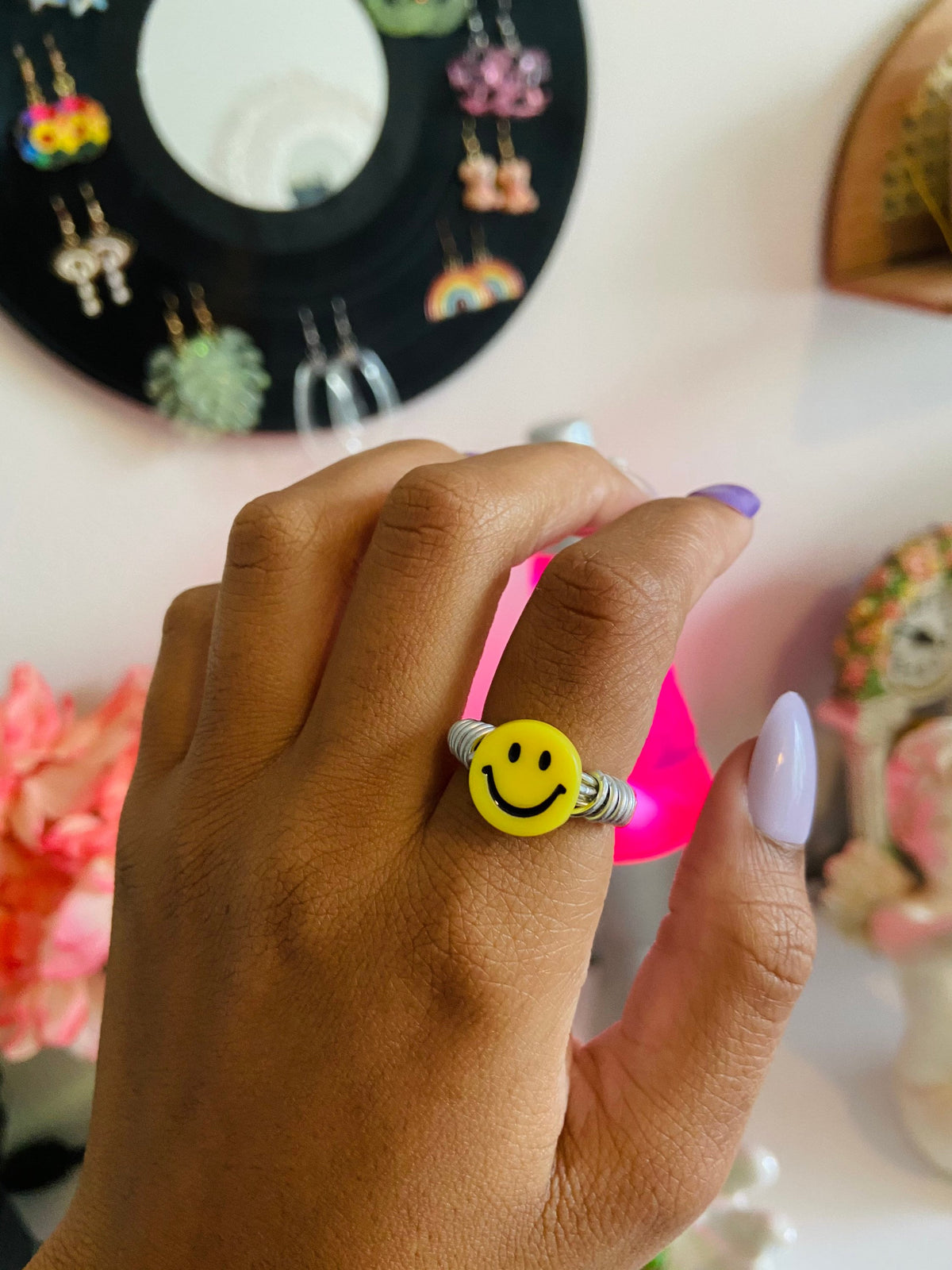 jumbo smiley face rings! | rings | smiley face | smile jewelry | trendy jewelry | rings | big rings | funky rings | funky jewelry