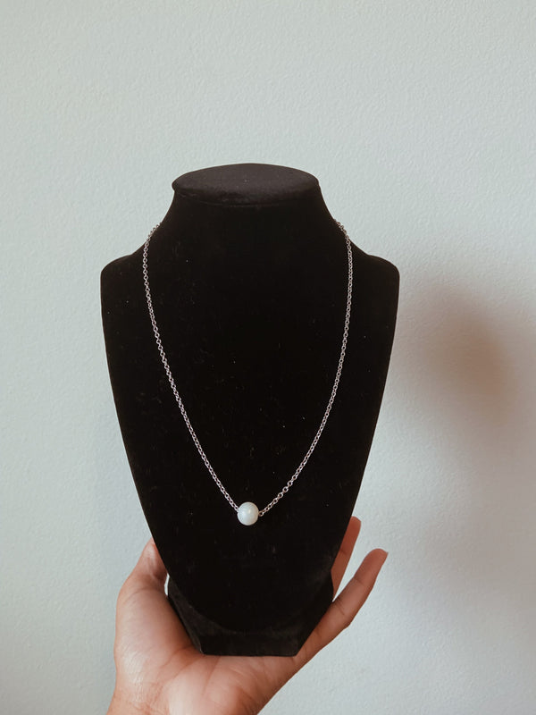 single pearl necklace | BASICS COLLECTION| chain necklace | pearl necklace | simple jewelry | matching necklace | best friend necklaces