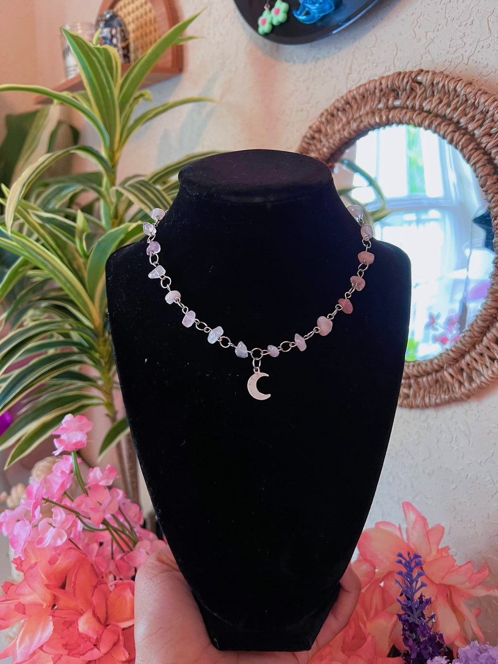 rose quartz moon necklace | cute crystal necklace | crystal necklace | rose quartz necklace | moon necklace | trendy necklace | valentines