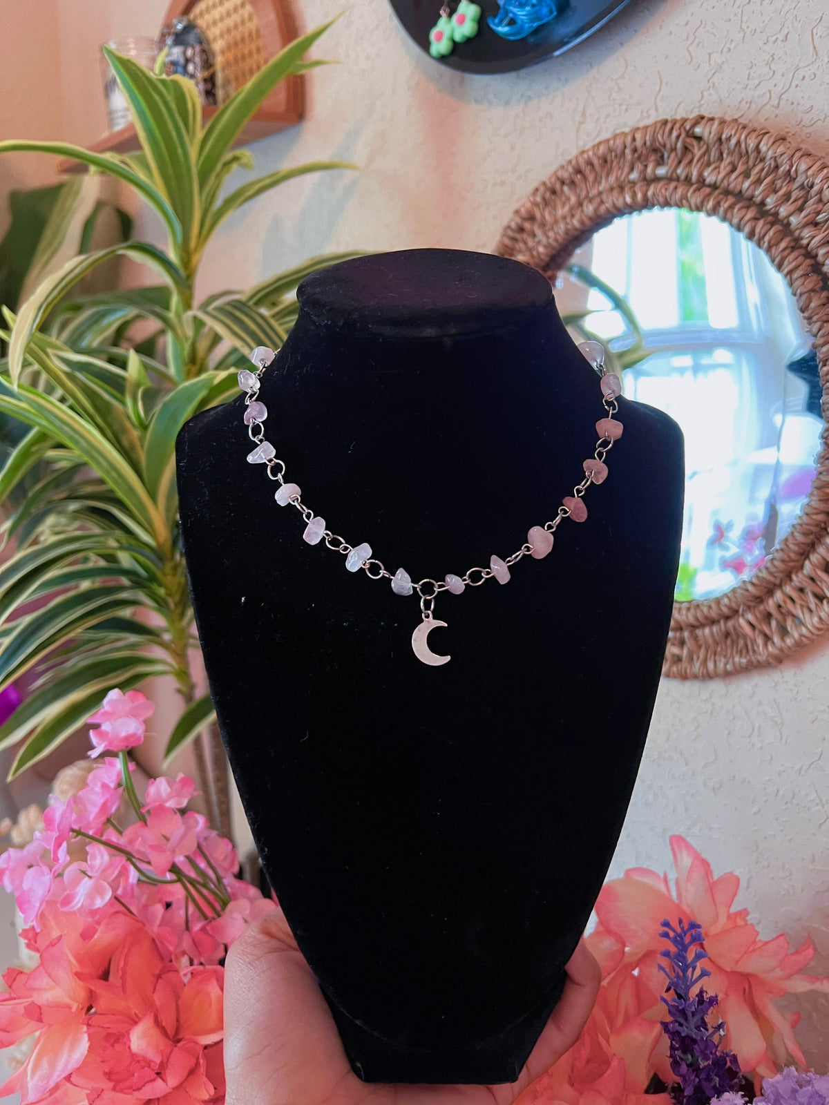 rose quartz moon necklace | cute crystal necklace | crystal necklace | rose quartz necklace | moon necklace | trendy necklace | valentines