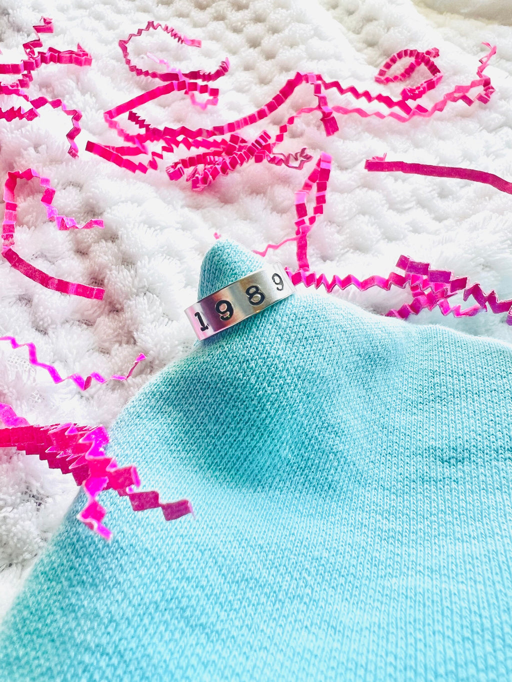 1989 year ring | birthday gift| | gifts for her | gifts for him | anniversary  | memory ring | custom| Taylor swift
