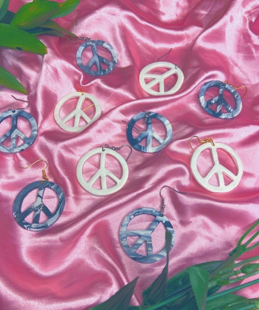 PEACE SIGN EARRINGS | handmade earrings | peace sign jewelry | 70s style | valentine gift ideas | hippie style | hippie earrings | gifts for
