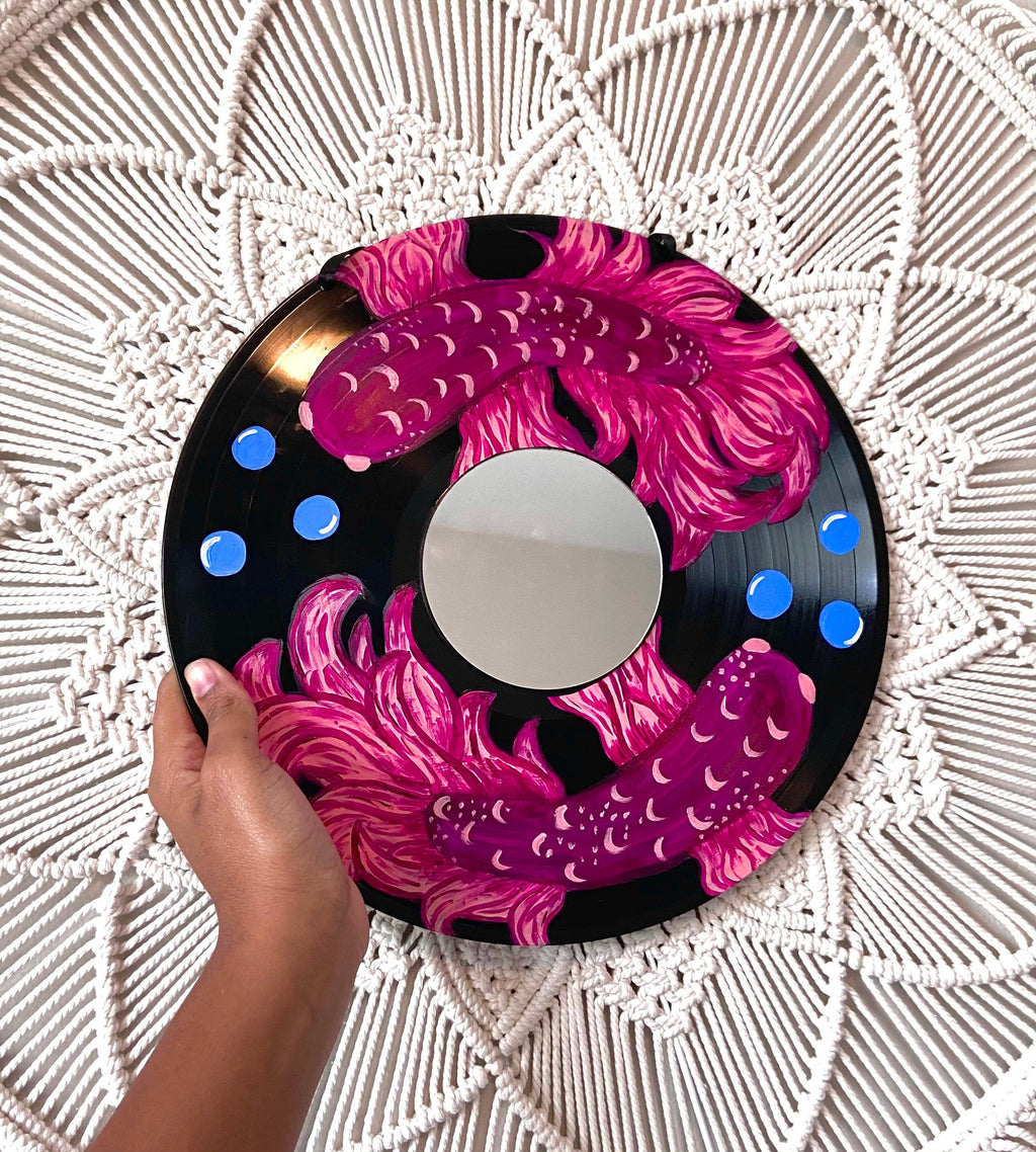 fishy vinyl mirror | custom painting | mirror | painted vinyl | fish painting | unique mirror | painted mirror | customizable | painting |