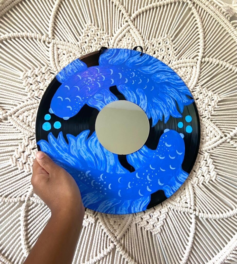 fishy vinyl mirror | custom painting | mirror | painted vinyl | fish painting | unique mirror | painted mirror | customizable | painting |