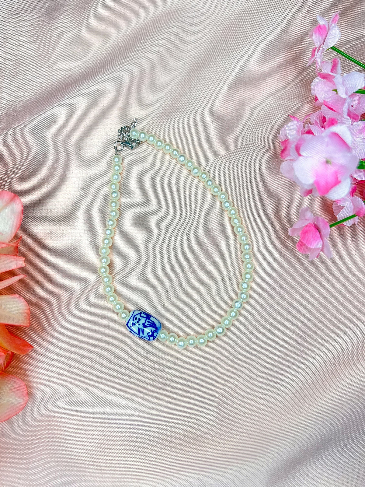 HEATHER choker | necklace | beaded necklace | beaded jewelry | pretty choker | unique jewelry | blue necklace | pearl necklace | valentines