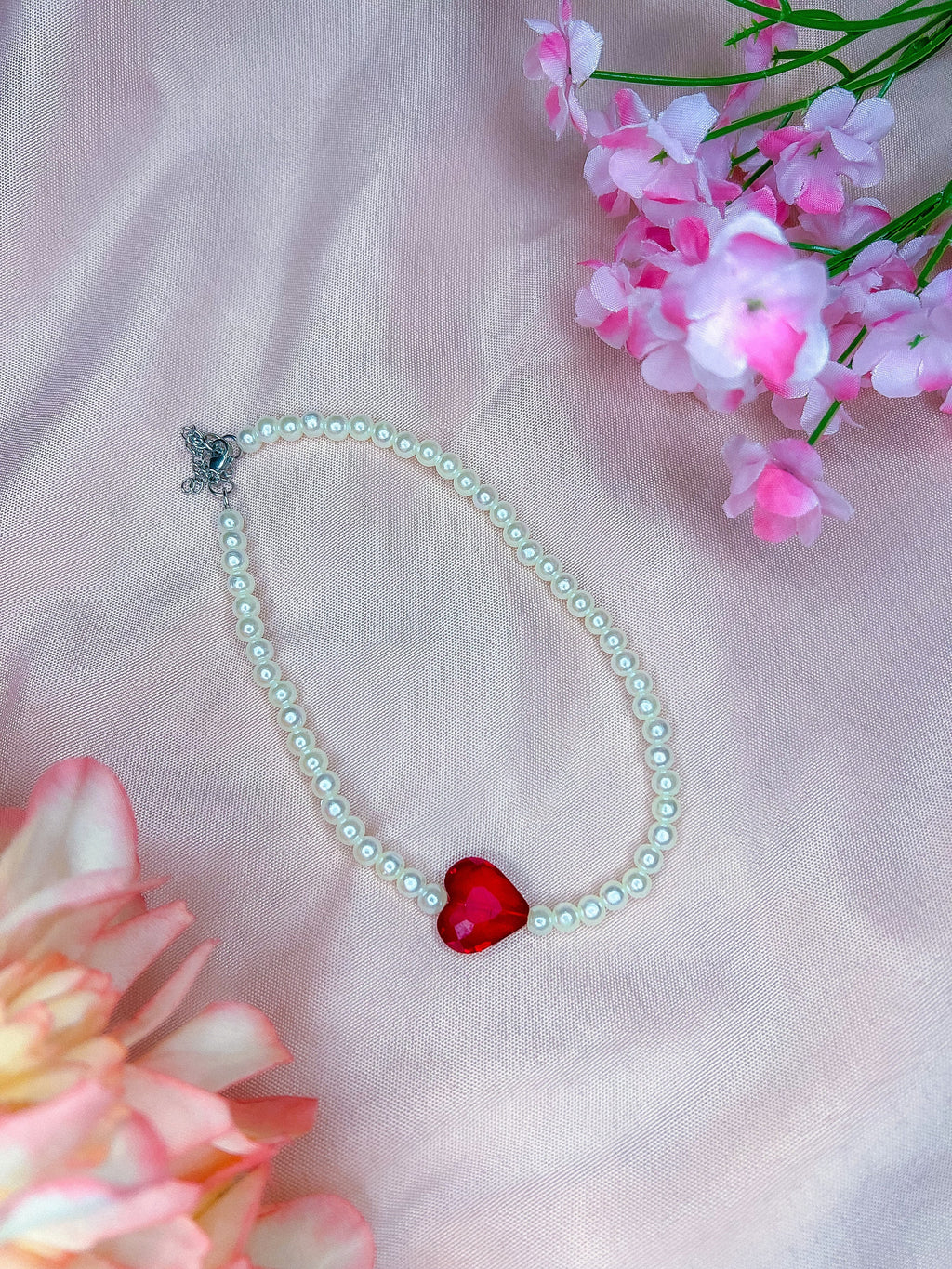 LOVER choker | necklace | beaded necklace | beaded jewelry | pretty choker | unique jewelry | heart necklace | pearl necklace | valentines