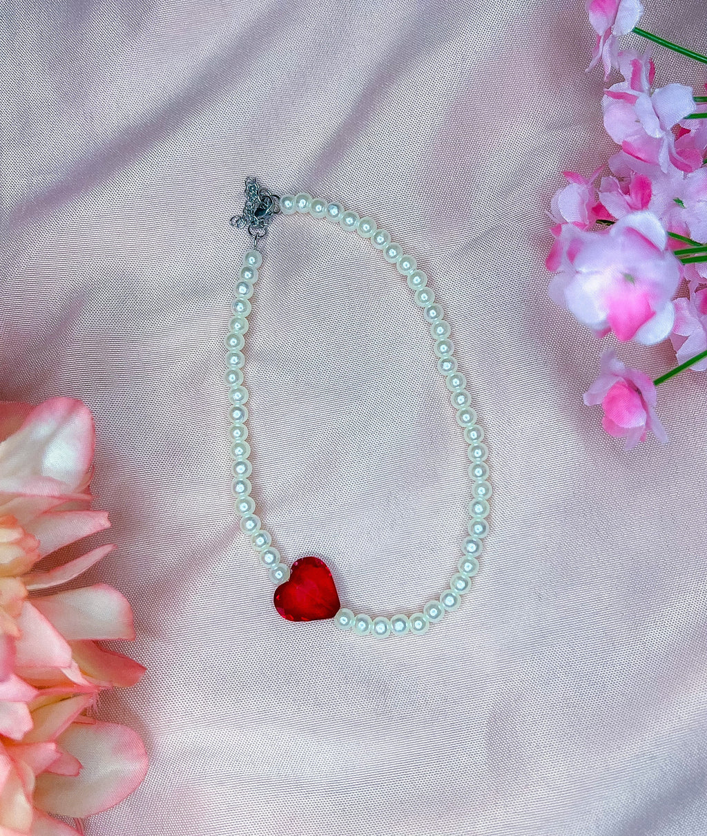 LOVER choker | necklace | beaded necklace | beaded jewelry | pretty choker | unique jewelry | heart necklace | pearl necklace | valentines