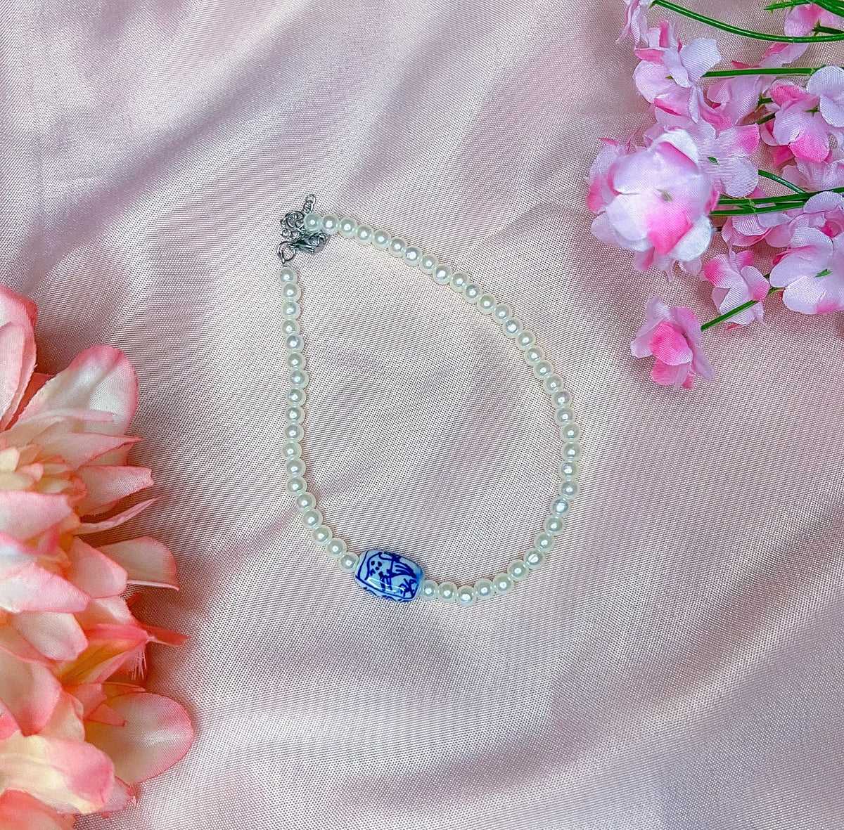 HEATHER choker | necklace | beaded necklace | beaded jewelry | pretty choker | unique jewelry | blue necklace | pearl necklace | valentines