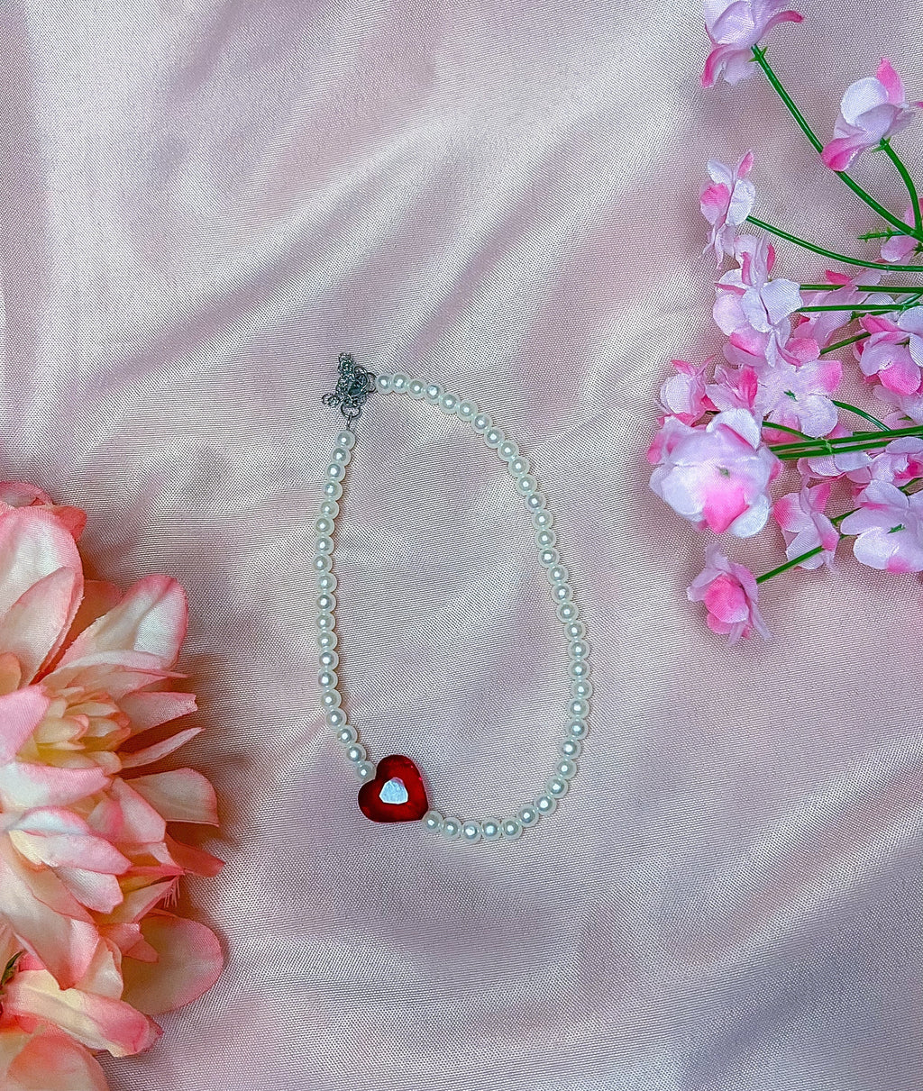 LOVER choker | necklace | beaded necklace | beaded jewelry | pretty choker | unique jewelry | heart necklace | pearl necklace | valentines